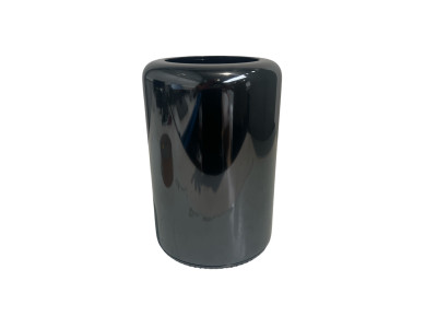 Apple Mac Pro A1481(2013)/1xintel xeon e5 quad core 3.7/32GB RAM/250GB SSD